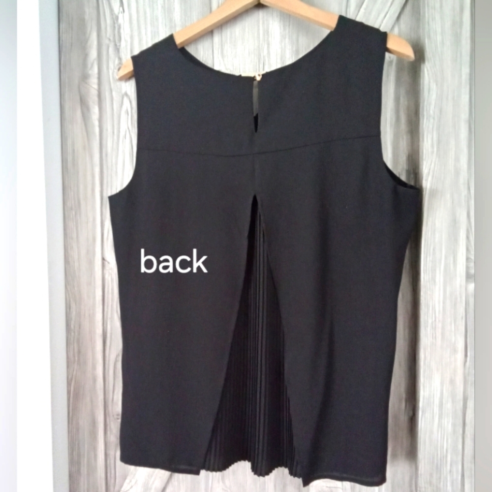 Calvin Klein Black Pleated Sleeveless Top XL